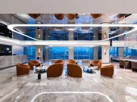 Qingdao Shandong Road Mixc Orange Crystal Hotel