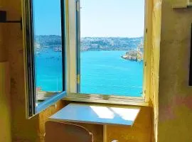 Cove 532 by Savynomad Harbour Residences wow View