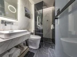 Atour X Hotel Lanzhou West Railway Station Wanhui Plaza