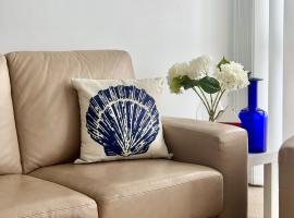 레드클리프에 위치한 호텔 Redcliffe Beachside Escape