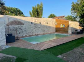 Maison confortable à Jard-sur-Mer avec grand jardin clôturé, hotel in Jard-sur-Mer