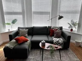 On The Avenue Apt 1