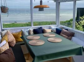 Elegant Pastels And Panorama View To Lystrup Beach, hotel en Allingåbro