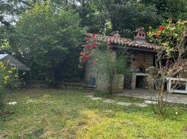 Villa Aurelia - house in the woods, hotel v destinaci Tagliolo Monferrato