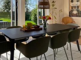 Cozy Artists House On Scenic Lolland, hotel v destinaci Errindlev
