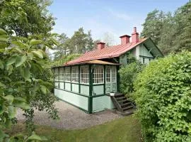 Swiss-Style Villa With Forest Views Near Bråviken