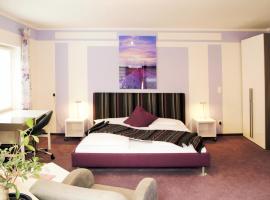 Park Ambiente Friedberg, hotel with parking in Friedberg