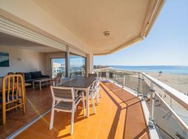 Apartaments Lamoga - Monteixo, hotel v destinaci Torredembarra