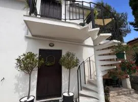 Apartment Dolce Vita - 40 m to the sea & Beach-sleeps 3