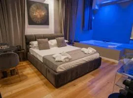 Four Luxury Suite