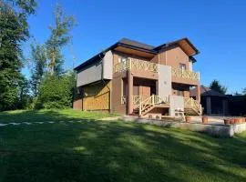 CHALET WOODS GUSAR