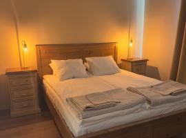 SteneBo, hotel en Stenestad