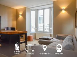 T2, Centre ville, WIFI, Gare 600m, Prox Lille, Terrasse, hotel a Tourcoing