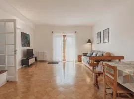 Villa Levante, relax esclusivo in riva al mare vicino Cefalù