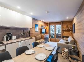 Appartement 3 pièces avec balcon, wifi et animaux acceptés à Méribel - FR-1-355-201, hotel a Bussière