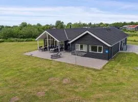 Lovely Home In Idestrup With Wifi