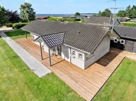 Holiday Home Hejsager Strandby I