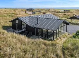 Lovely Home In Hvide Sande With Sauna