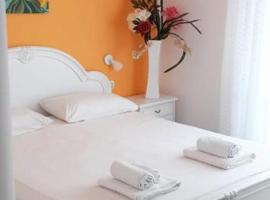 Le Nuage, hotel em Torre Lapillo