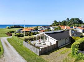 3 Bedroom Amazing Home In Brenderup Fyn, hotel de lujo en Skovs-H&oslash;jrup
