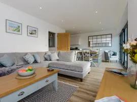 Inglewood Retreat