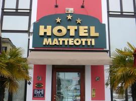 Hotel Matteotti – hotel w mieście Vercelli