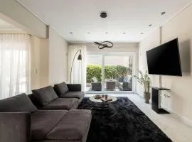 Elegant 3BD Seaside Villa With Sea View In Vari