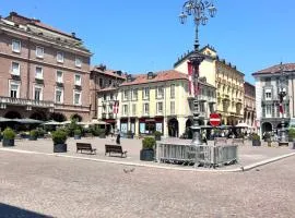 Bon Bon Luxury di piazza San Secondo