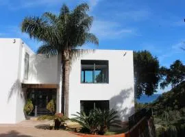 Villa Calamocarro