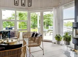 Familiesommerhus Med Alt Til Både Store Og Små
