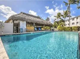 Dolphin Cove- Pet Friendly Waterfront Townhome w Pool
