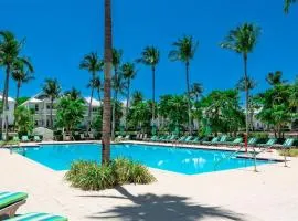 Indigo Reef #50 - The Palms - Luxury Waterfront Villa, 31' Dock