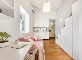 modern studio apartment in the heart of old city