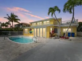 Mystic Waters - Direct Ocean Front Luxury Pool Home, 50' Dock