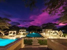Tunas & Cabras Hotel