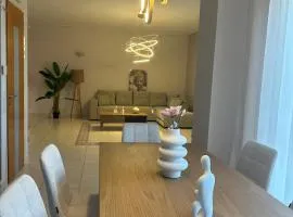 Casa Ansia Luxury Living 50m from the Beach