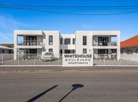 The Whitehouse Boulevard Apartments, hotel in Willemstad