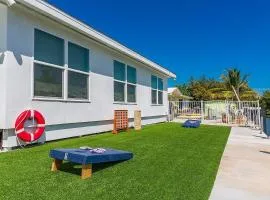 Sea Glass Dreams - Waterfront Pool Home, Mini Golf, Game Room, 110' Dock