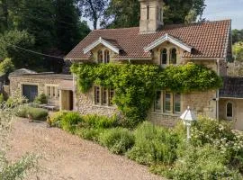 Stunning large house near Bath