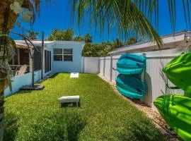 Tranquil Retreat - Waterfront Home, 37' Dock, Cabana Club Access w Pool