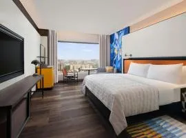 Le Meridien Ahmedabad