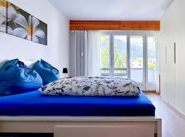 Zentrale Wohnung in St. Moritz mit großem Balkon