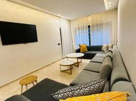 Magnifique appartement au rez de jardin avec piscine privative