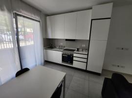 MICKEY'S Holiday Apartment, ξενοδοχείο σε San Benedetto del Tronto