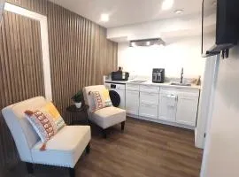 Modern,1BR Guesthouse Studio