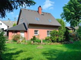 Symbiola Holiday House, hotel v destinaci Arnoltice u Děčína