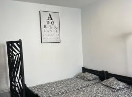 Azurian stay