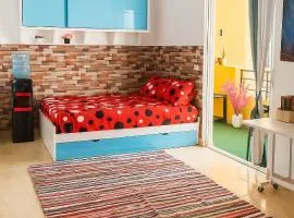 Wavesong Whispers flat where you can enjoy seaview with the best price and enjoy speedy wifi