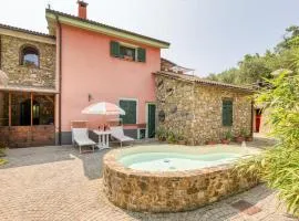 3 Bedroom Pet Friendly Home In Imperia