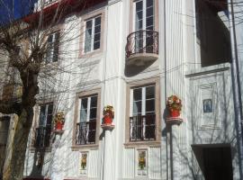 Puzzle Suites B&B, romantic hotel in Figueira da Foz